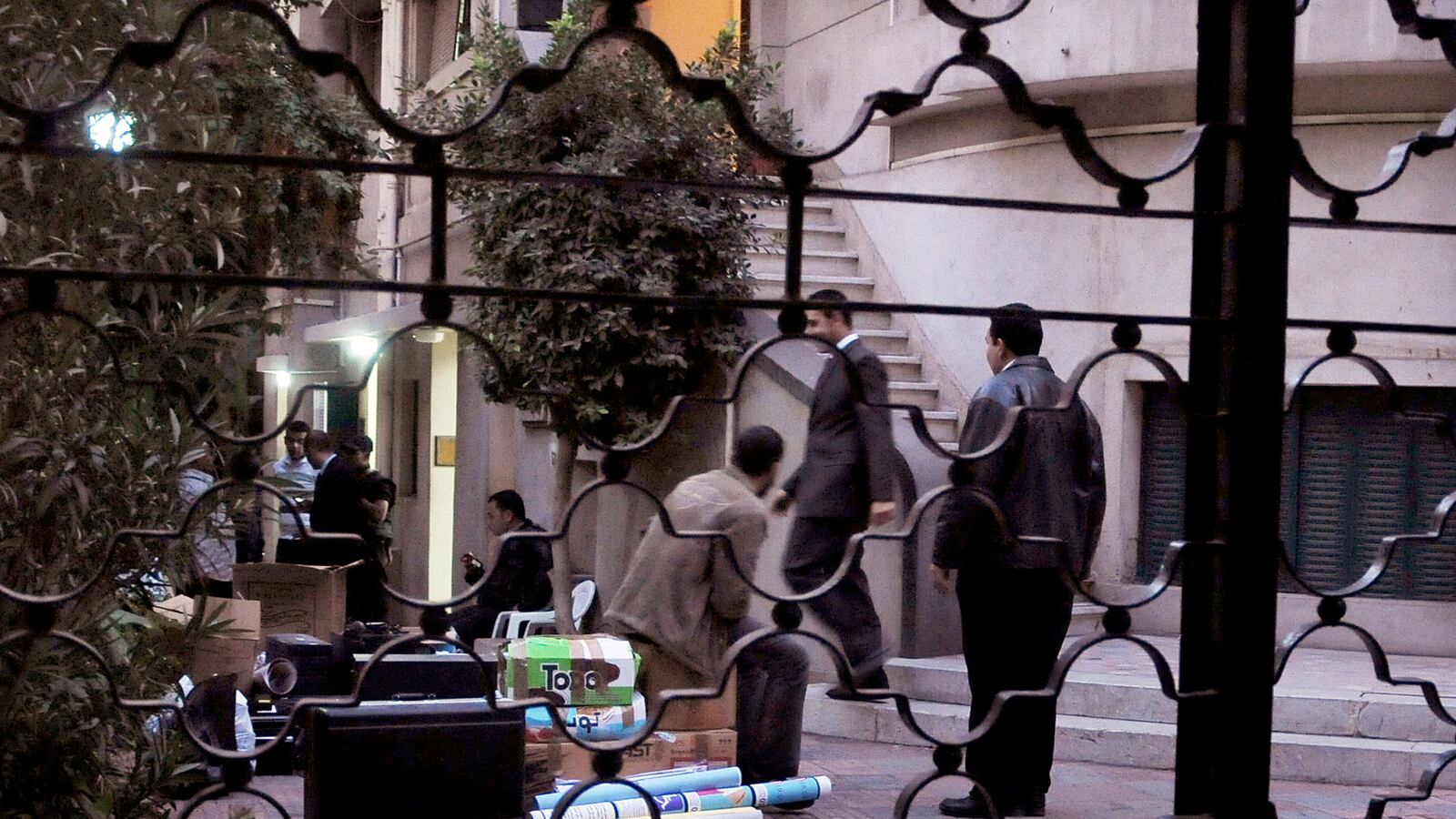 cheats/2013/06/04/egypt-sentences-foreign-ngo-workers/130604-egypt-ngo-sentencing-cheat_hog5di