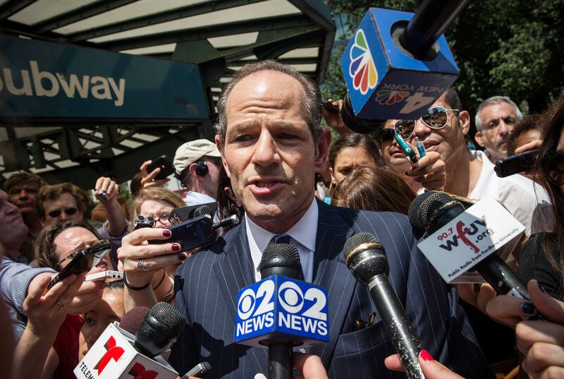 galleries/2013/07/24/carlos-danger-george-fox-and-more-celebrity-alter-egos-photos/130723-pseudonyms-spitzer_buzydi