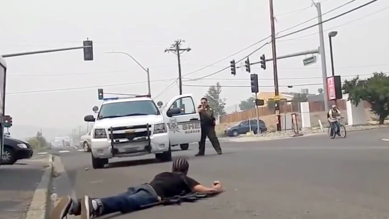 articles/2015/05/29/here-s-what-happens-when-a-black-man-open-carries-a-gun/150529-zadrozny-open-carry-tease_w76x0v