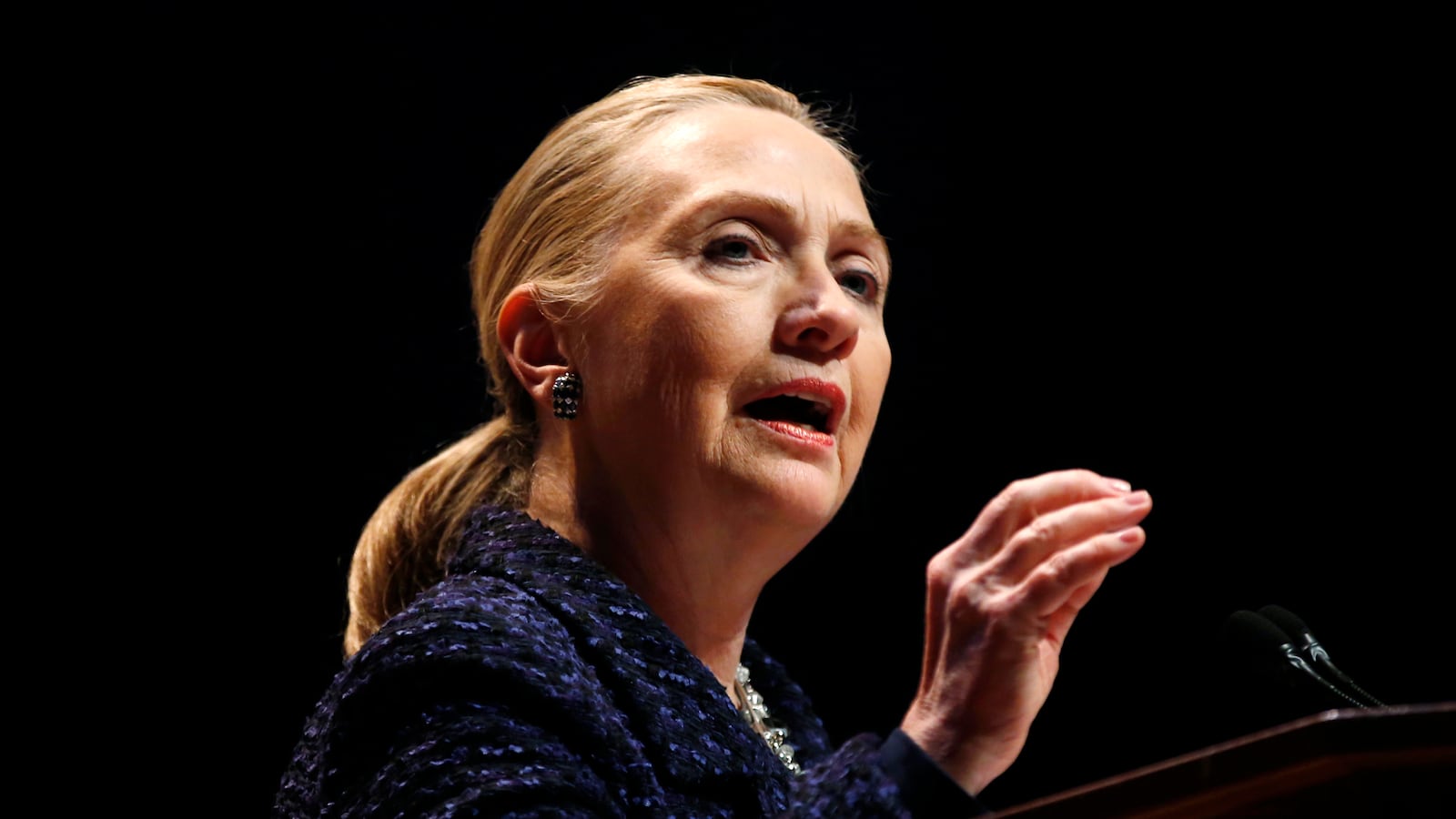 articles/2012/12/31/how-serious-is-hillary-clinton-s-blood-clot-and-hospitalization/hillary-clinton-blood-clot-tease_axpuk2