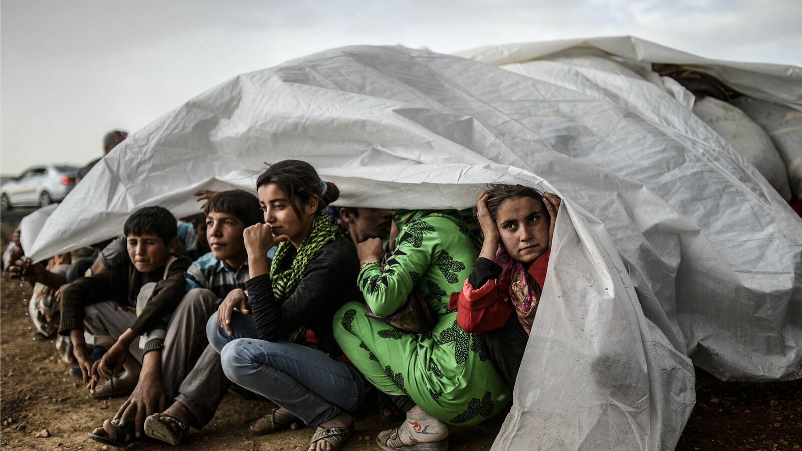 cheats/2014/10/02/turkey-oks-military-ops-in-iraq-syria/141002-syria-cheat_kf2prg