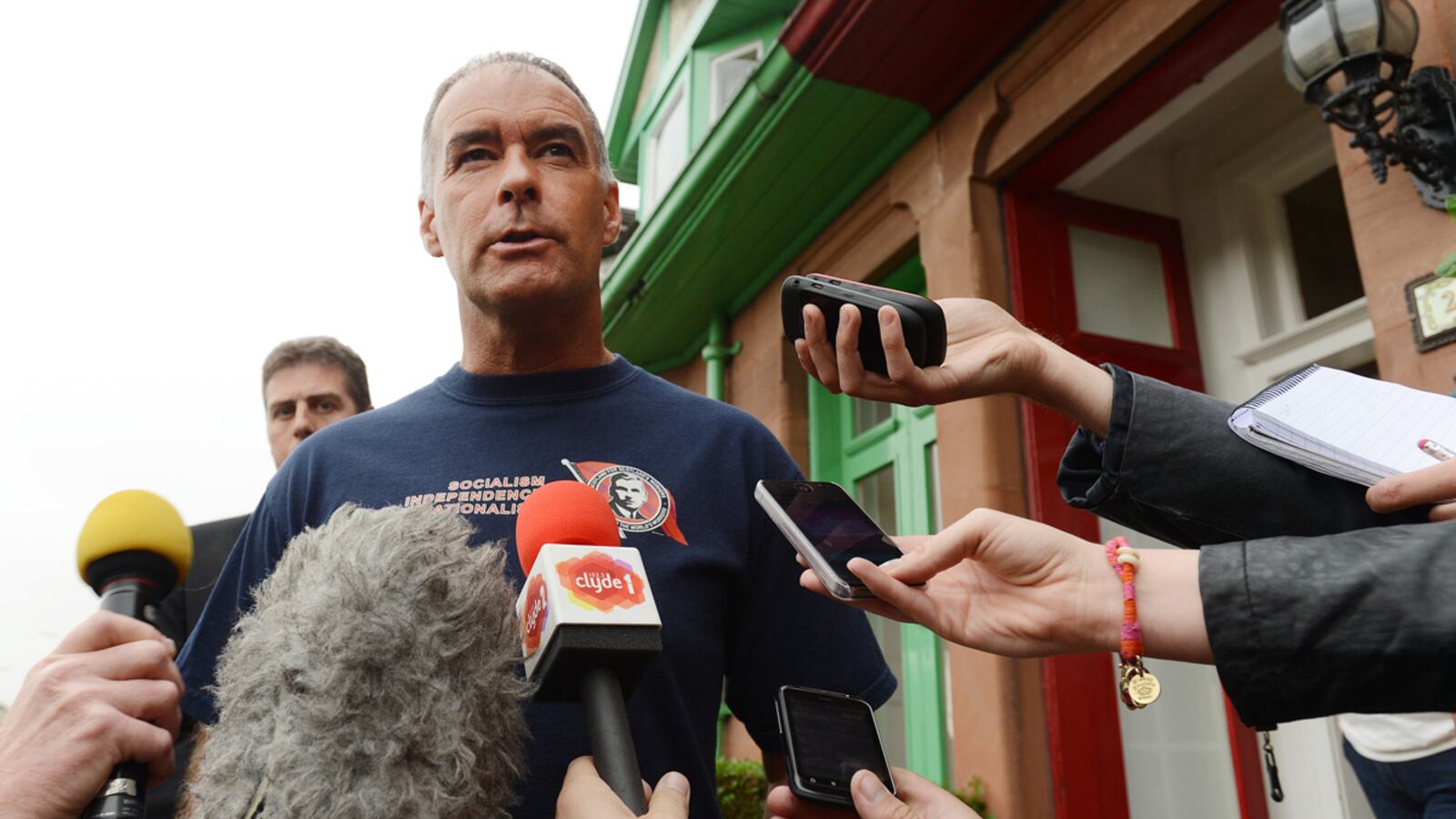 cheats/2012/08/29/ex-notw-scottish-editor-detained/bird-sheridan-detained-news-corp-cheat_cspg2d