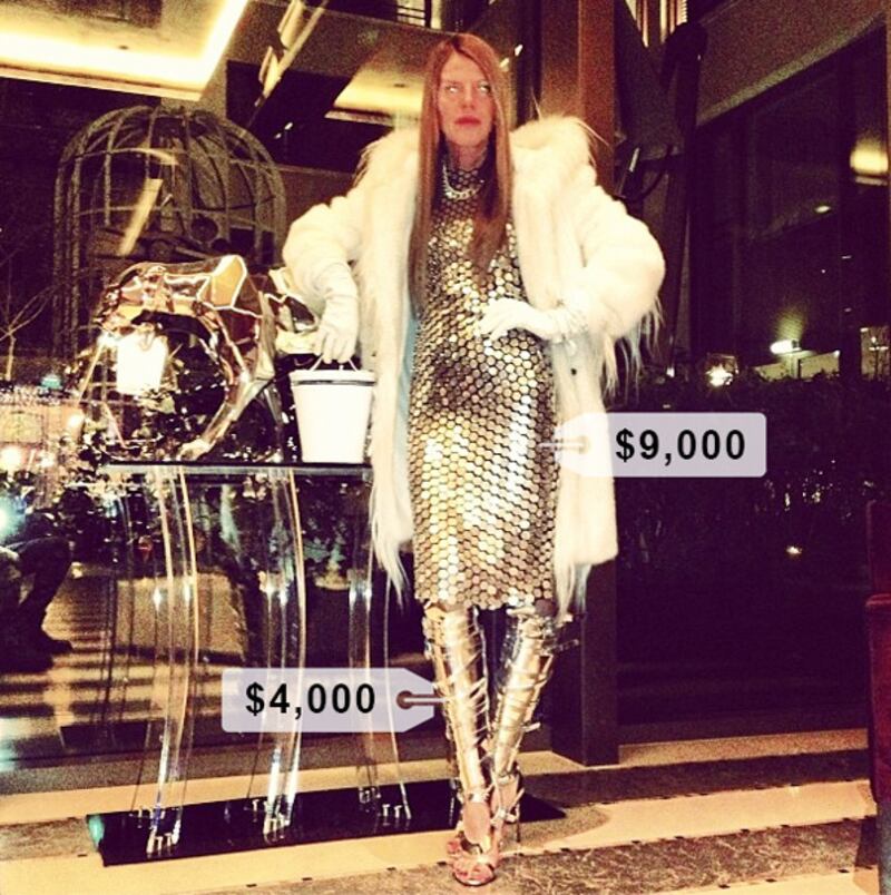 galleries/2013/03/08/how-much-is-anna-dello-russo-s-wardrobe-photos/PFW_TomFord_shrtfk