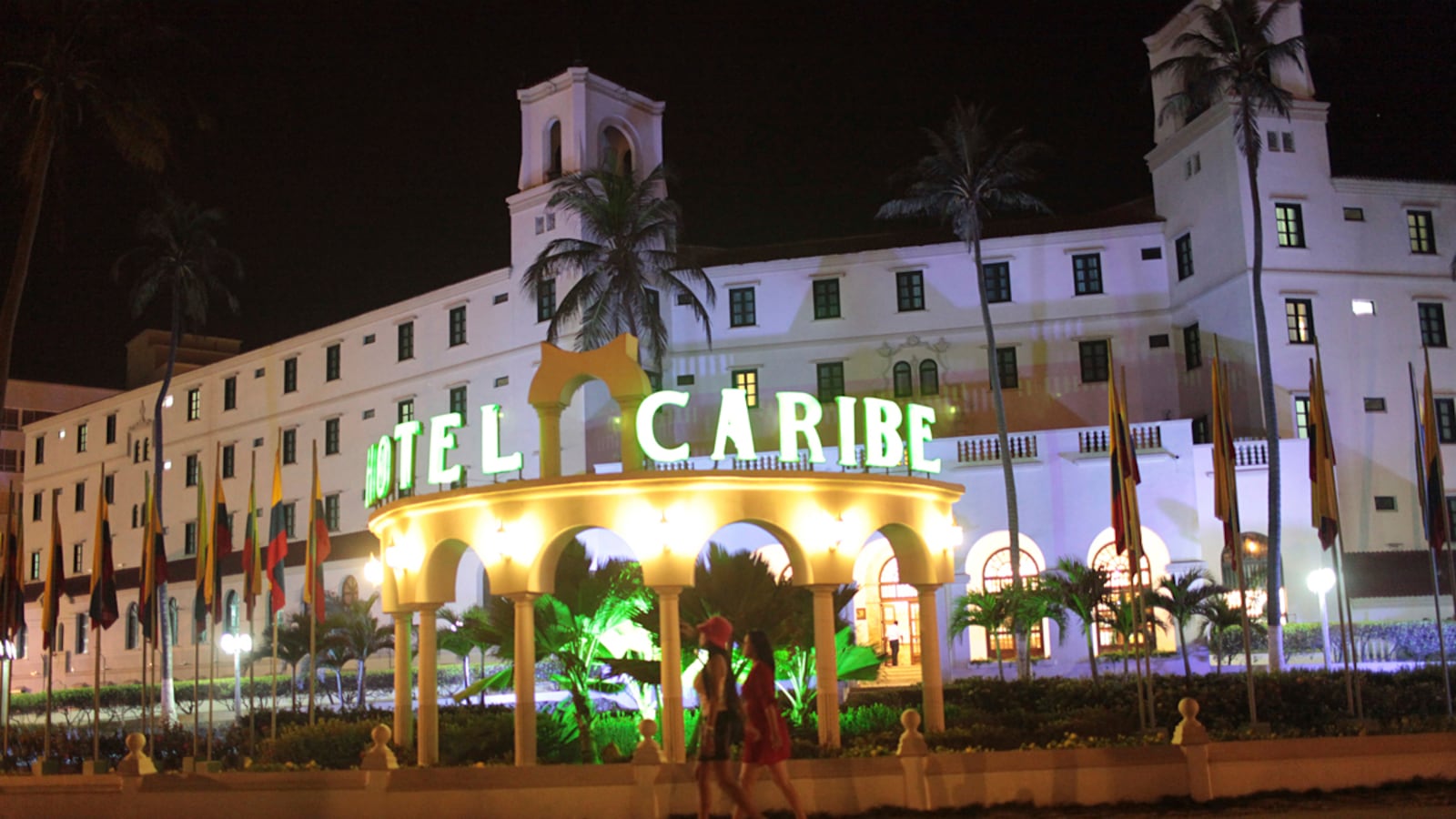 articles/2012/04/20/secret-service-s-colombian-prostitute-sandal-breaks-americans-trust/secret-service-disgrace-clift_amckzg