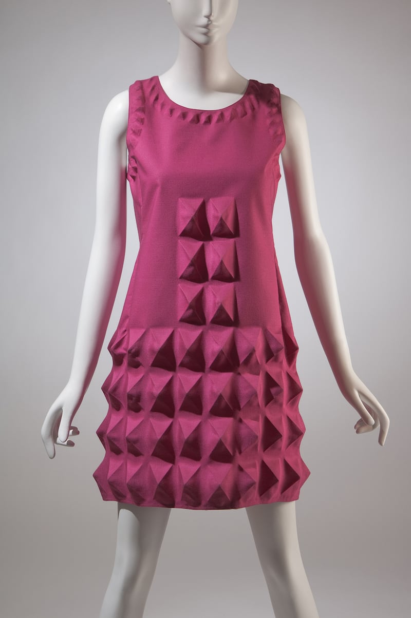 articles/2015/03/04/the-eternal-cool-of-lauren-bacall/150303-jones-lauren-bacall-embed2_onj2db