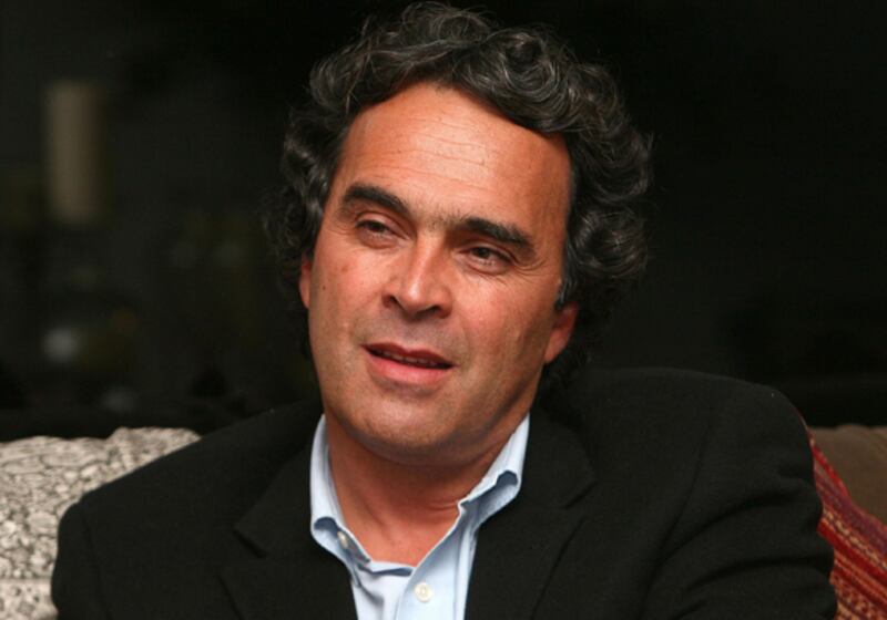 galleries/2010/12/09/boy-crushes/boy-crushes---sergio-fajardo_r1ihjw