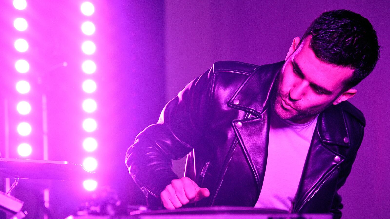 videos/2016/08/30/dj-a-trak-s-recipe-for-a-mashup-style/160829-sayed-atrak-tease_bvjvgl