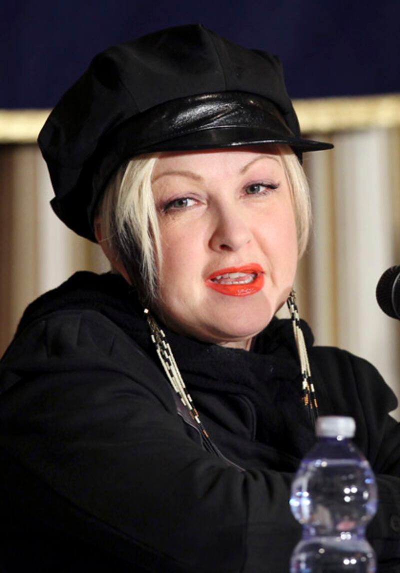 galleries/2012/05/02/nadya-octomom-suleman-walt-disney-more-bankrupt-stars-photos/bankrupt-celebs-cindy-lauper_ubkuqf