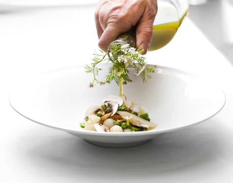 galleries/2011/05/27/hottest-new-restaurants/hottest-new-restaurants---the-royce_es35wy