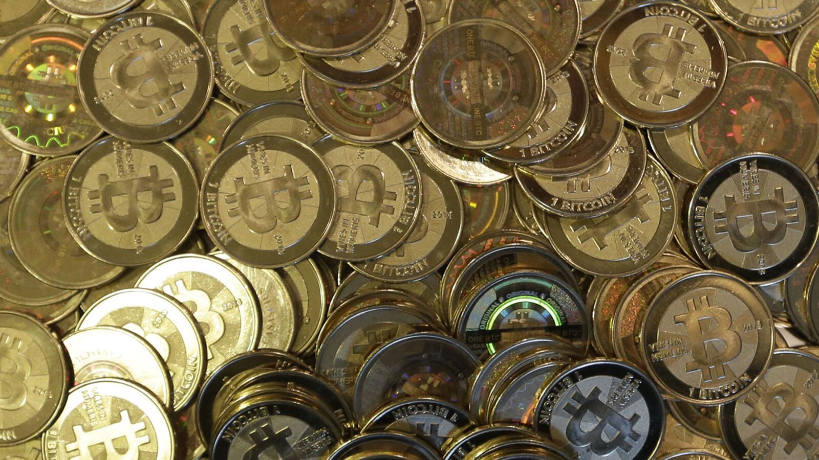 cheats/2013/11/21/cyprus-university-accepts-bitcoin/131121-bitcoin-cheat_rdmyut