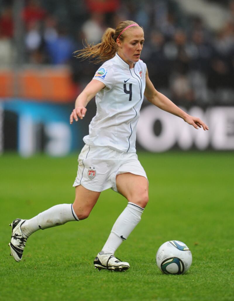 galleries/2011/07/17/women-s-world-cup-soccer-u-s-team-s-star-players/becky-sauerbrunn-womens-soccer_khnqun