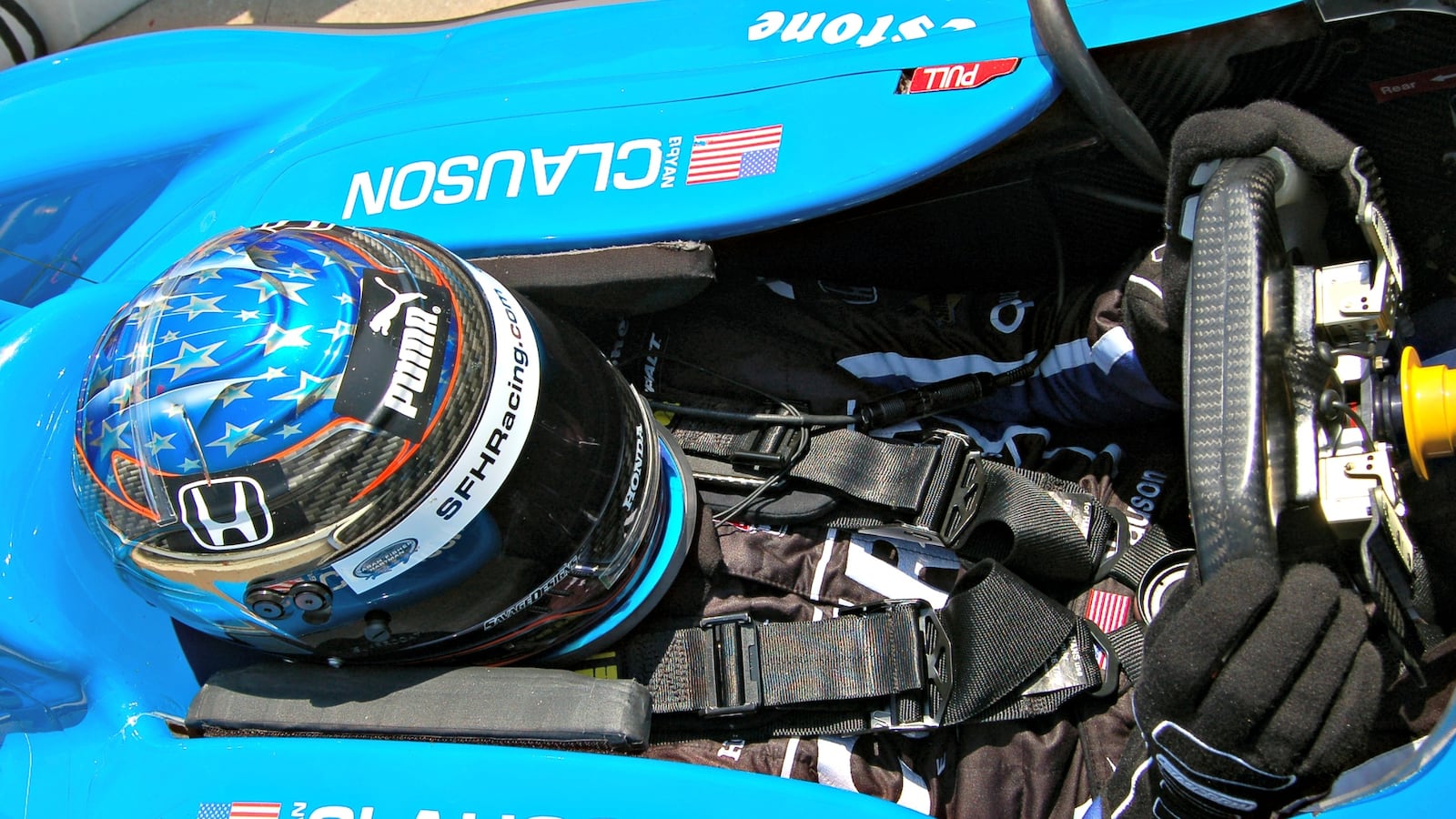 cheats/2016/08/08/top-dirt-track-racer-dies-from-crash-injuries/160808-bryan-clauson-cheat_tftsy2