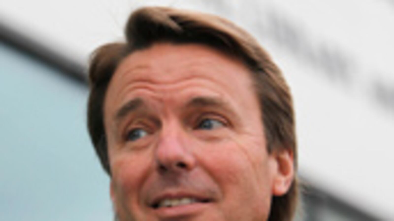 articles/2010/04/23/edwards-to-testify-about-sex-tape/dimond-john-edwards_96219_kqwrsf