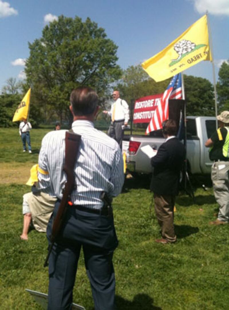 galleries/2010/04/19/paranoia-on-patriots-day/avlon-tea-party-4_rf6ejk