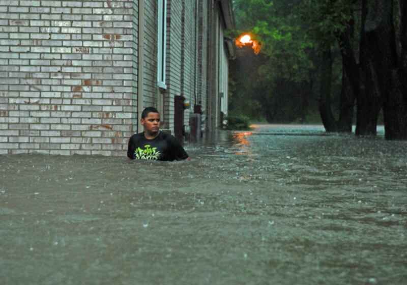 galleries/2010/05/04/nashville-flooding/nashville-flood-8_arhr6e