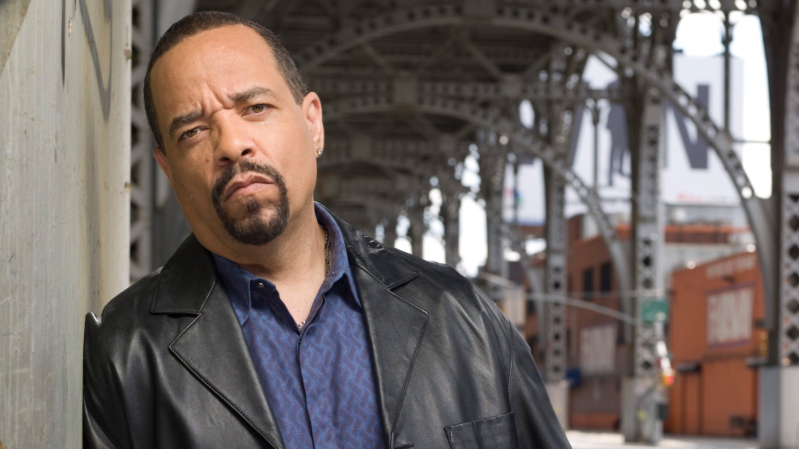 articles/2015/08/27/ice-t-schools-gamergate-punks-tells-them-to-eat-a-dick/150827-yamato-ice-t-tease_rzrwf4