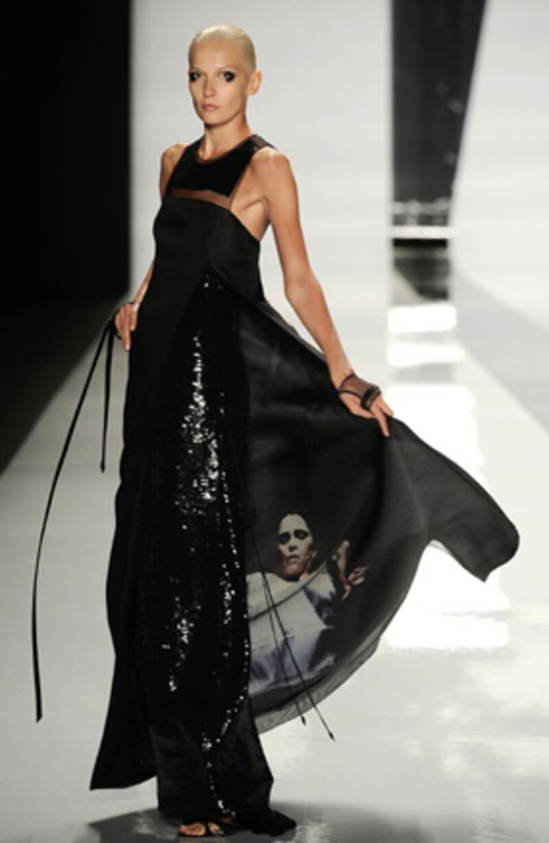 galleries/2009/09/12/ny-fashion-week-day-3/fashion-day-3---rucci-2_xdvij7
