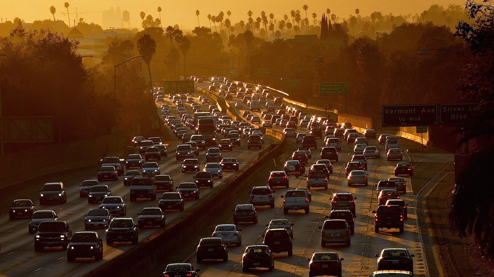 cheats/2015/08/26/traffic-at-worst-level-in-30-years/150826-worst-traffic-level-cheat_naiy8m