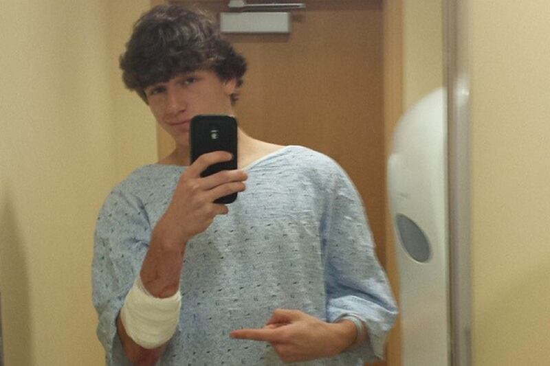 articles/2014/04/13/the-best-of-the-beast-april-7-april-13/140409-daly-stabbing-tease_xjuvx5