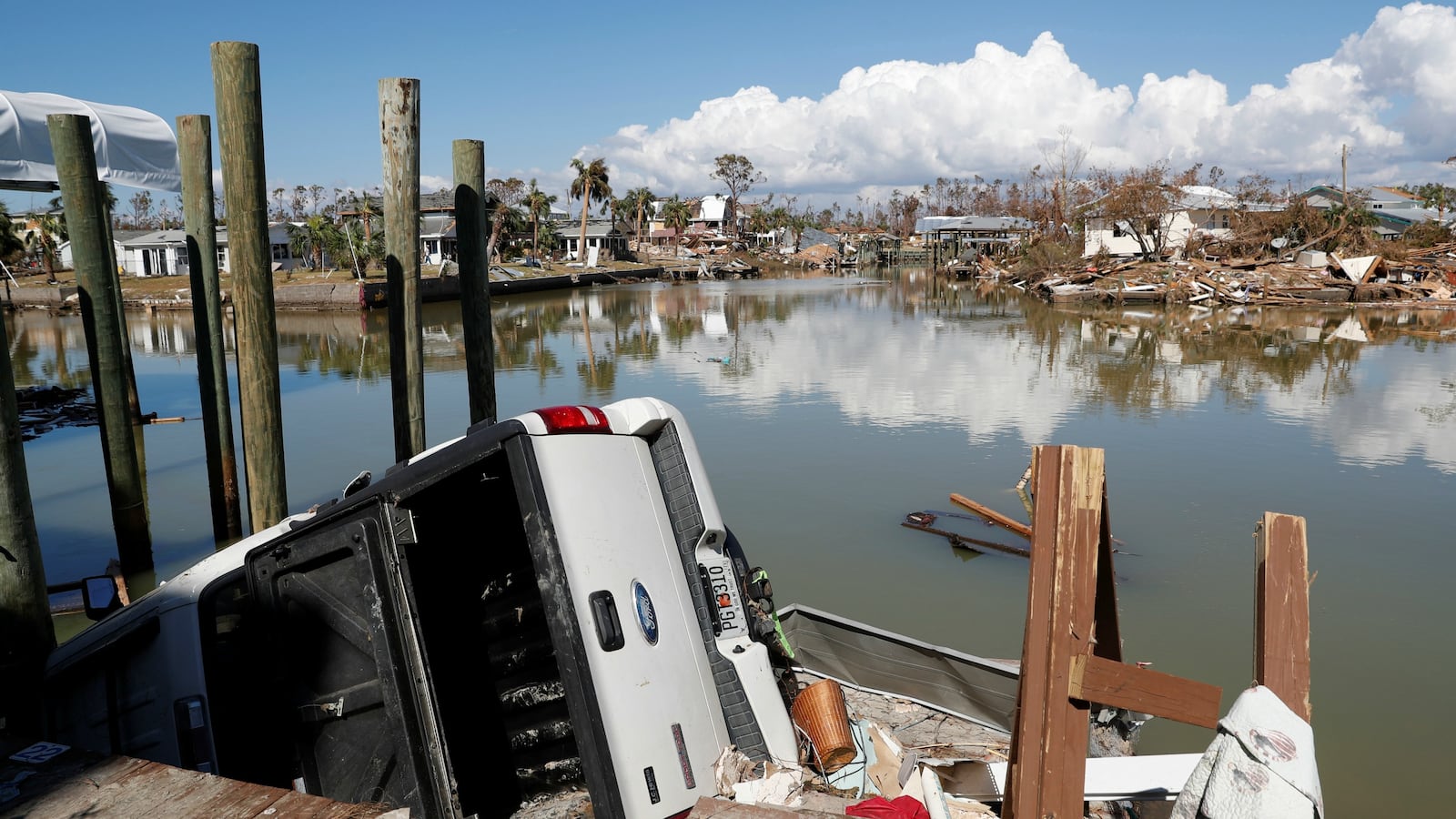 181021-hurricane-michael-old-shipwrecks-cheat_ofpqzi