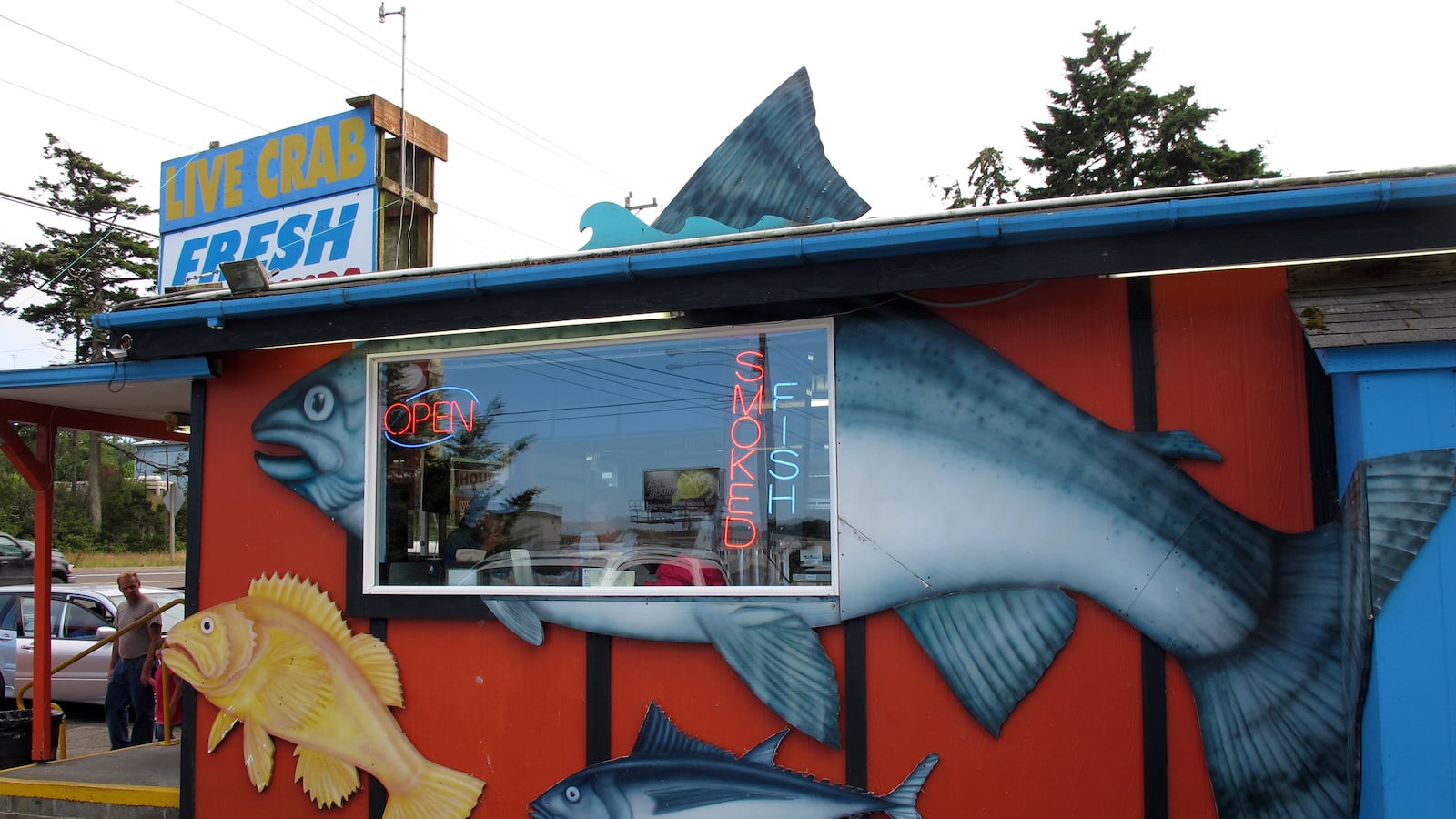 articles/2014/04/20/become-a-fried-seafood-believer-at-south-beach-market/140409-roadfood-south-beach-tease_kmy5wk