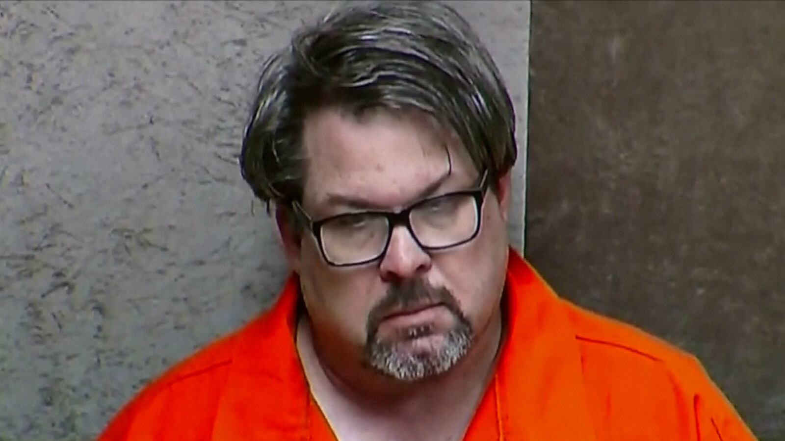 cheats/2016/03/17/alleged-mich-gunman-sues-uber-for-10m/160317-jason-dalton-sues-uber-cheat_rev360