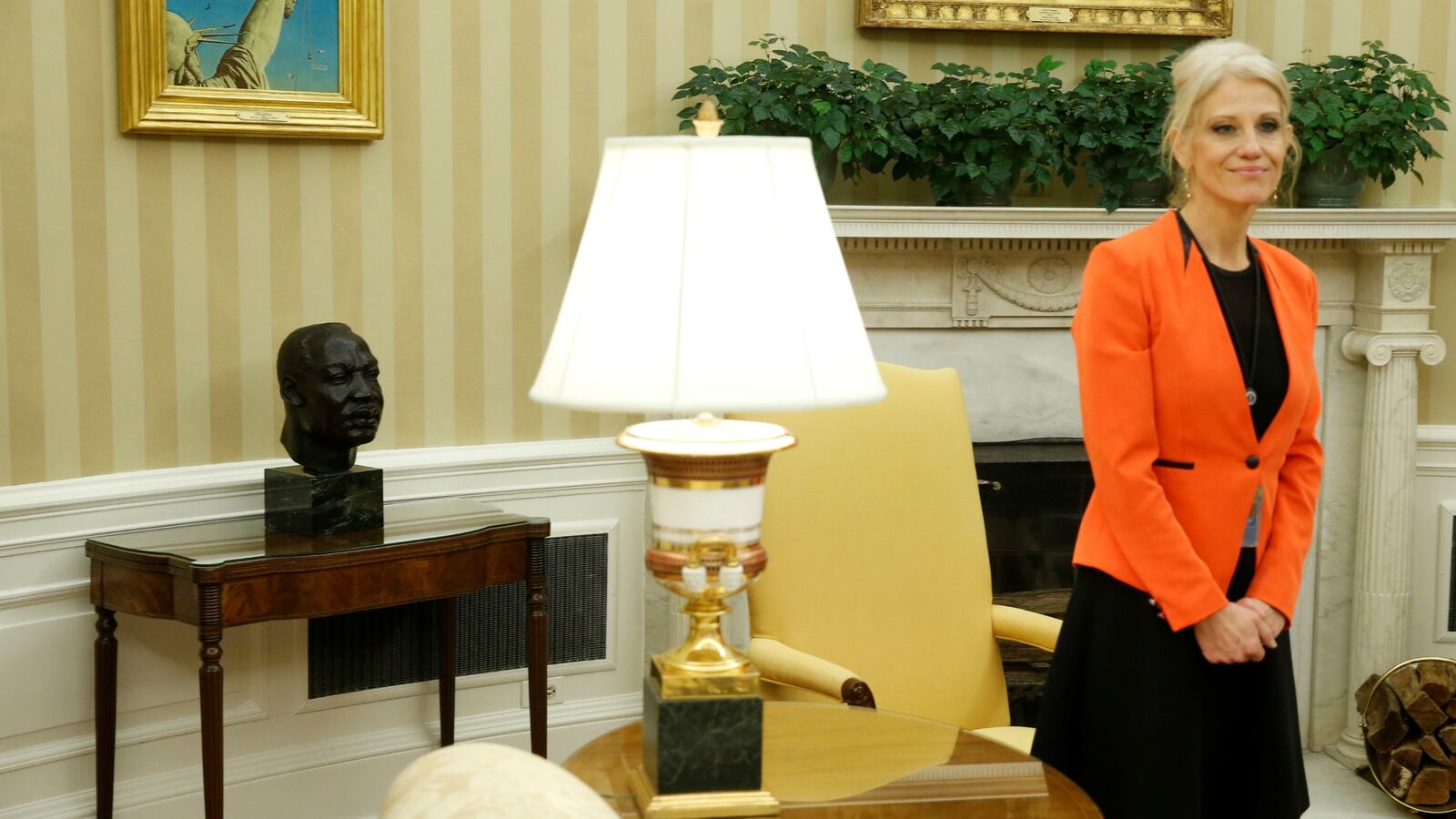 cheats/2017/01/24/conway-says-she-has-secret-service-protection-after-threats/170123-kellyanne-conway-secret-service-cheat_wfctdp