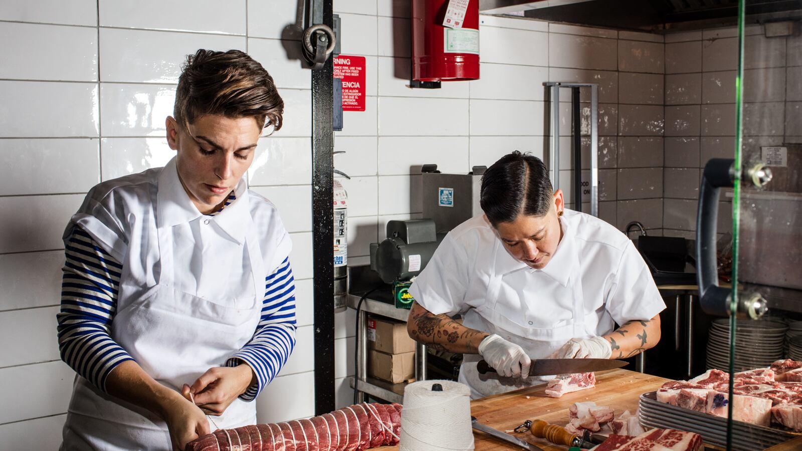 articles/2016/12/31/new-york-s-best-new-restaurants-of-2016/161230-sheraton-restaurants-tease_z0hiob