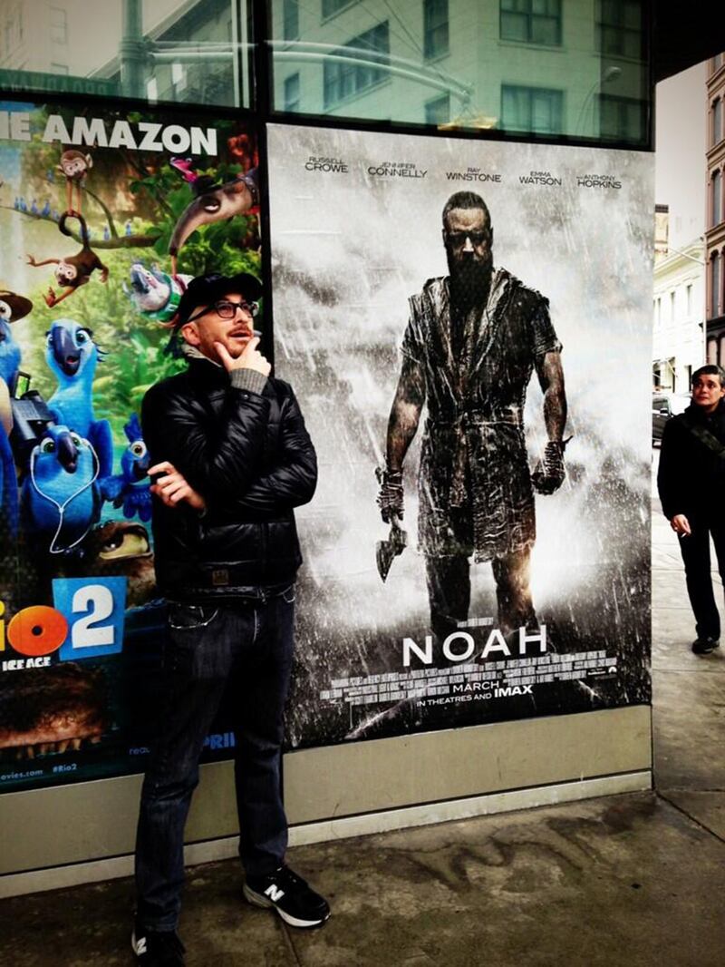 galleries/2014/04/06/jennette-mccurdy-kaley-cuoco-and-the-best-selfies-of-the-week/140404-selfies-DarrenAronofsky_oyj5vz