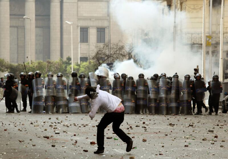 galleries/2011/01/26/demonstrations-in-egypt/egypt-protests-update-128-5_uss0jp