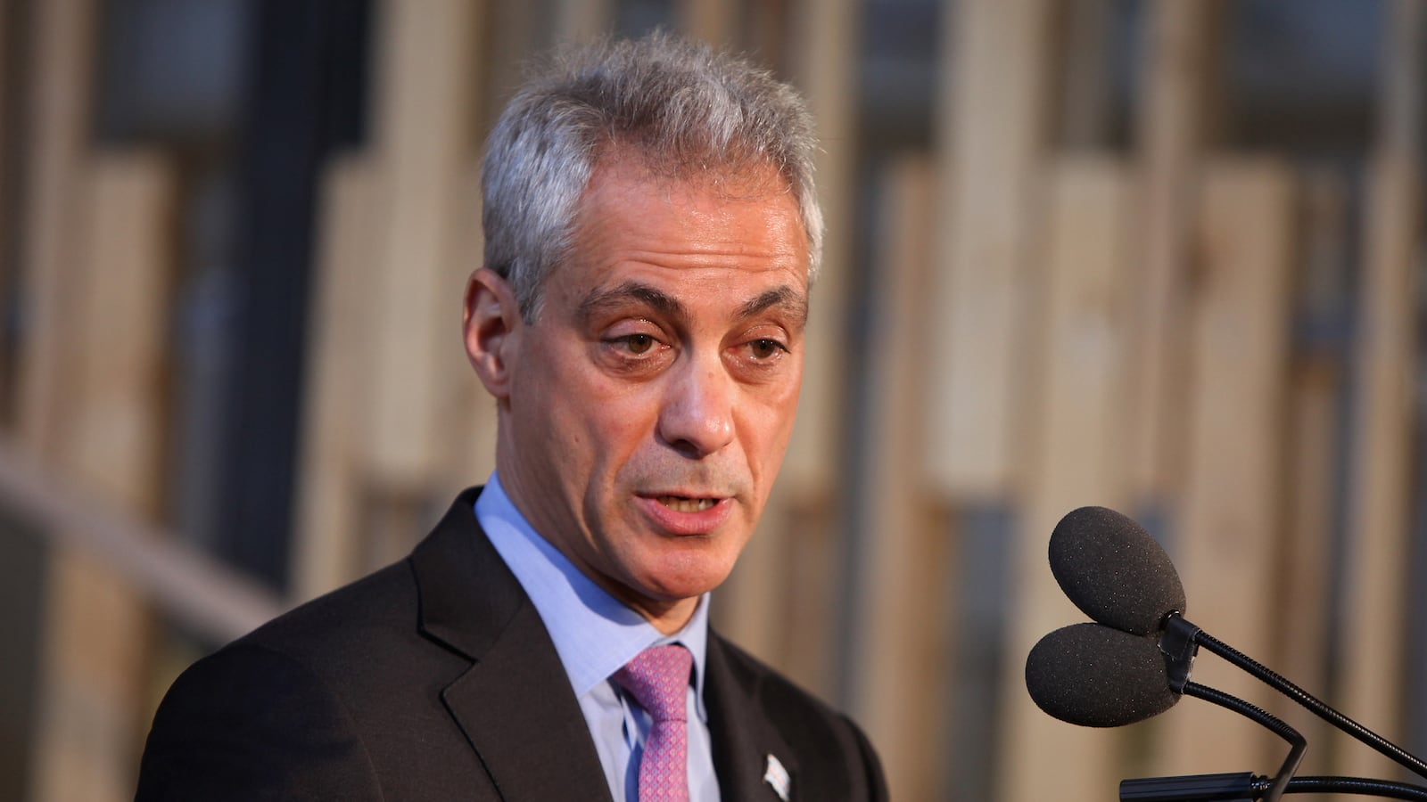 cheats/2015/02/24/rahm-emanuel-heads-into-runoff-election/140501-library-cheat_y0xl3s