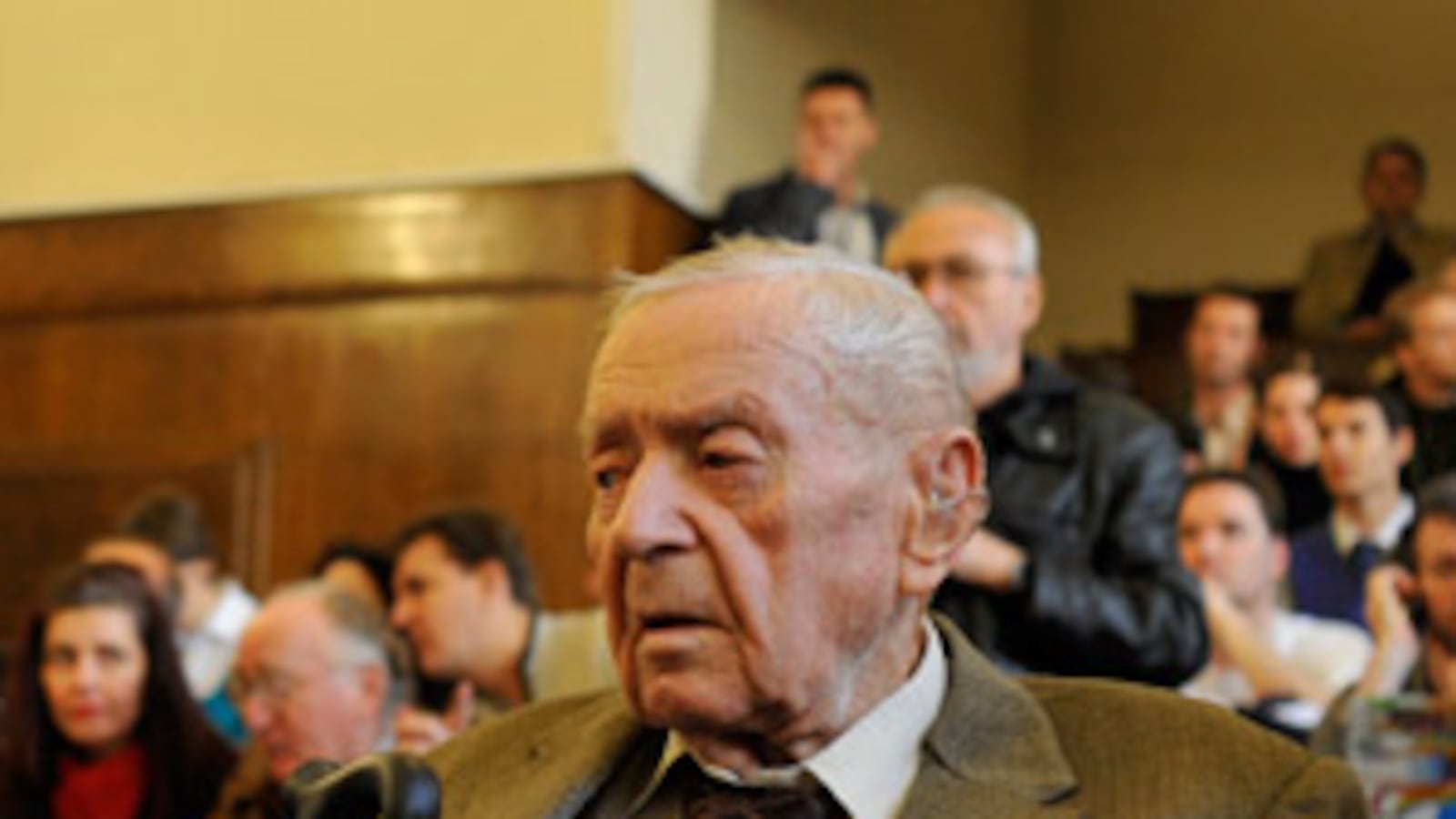 cheats/2011/05/05/hungary-tries-most-wanted-nazi/sandor-kepiro_xbbtyc