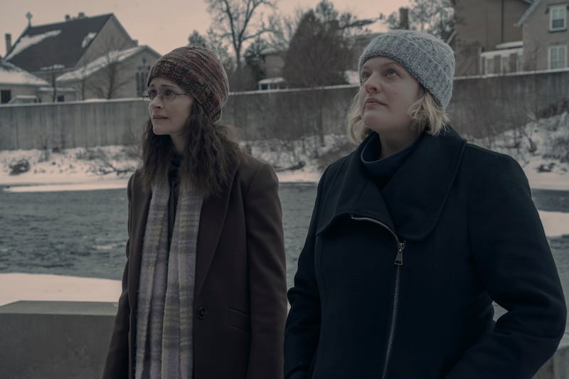 Alexis Bledel and Elisabeth Moss in 'The Handmaid's Tale'