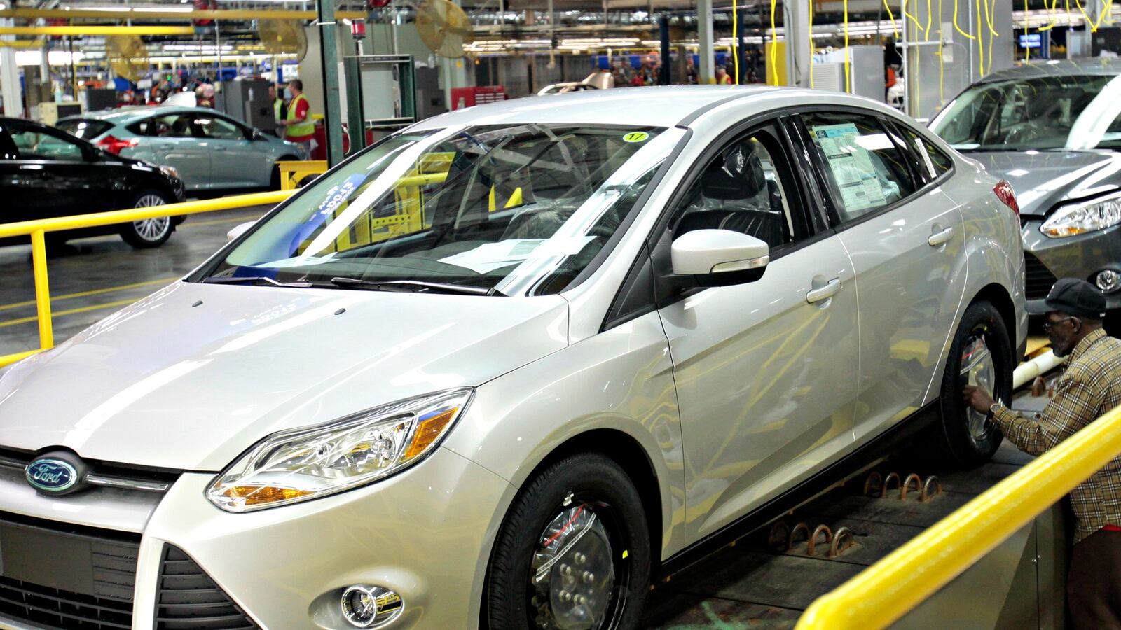 cheats/2016/09/14/ford-moving-all-small-cars-to-mexico-in-next-few-years/160914-ford-production-cheat_ssyhok