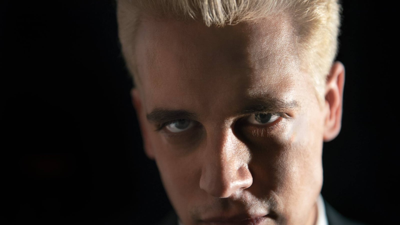 articles/2016/05/05/meet-milo-yiannopoulos-the-appealing-young-face-of-the-racist-alt-right/160504-hunter-milo-yiannopoulos-tease_xxii40