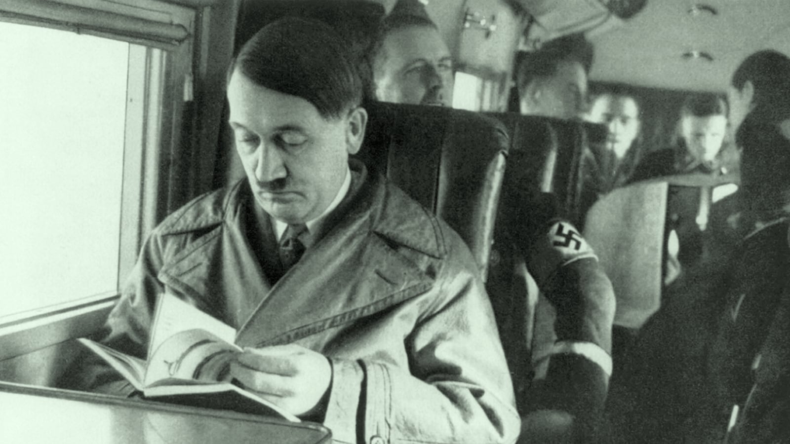 articles/2016/03/20/who-keeps-buying-all-these-mein-kampf-s/160319-dery-hitler-tease_k7jerg