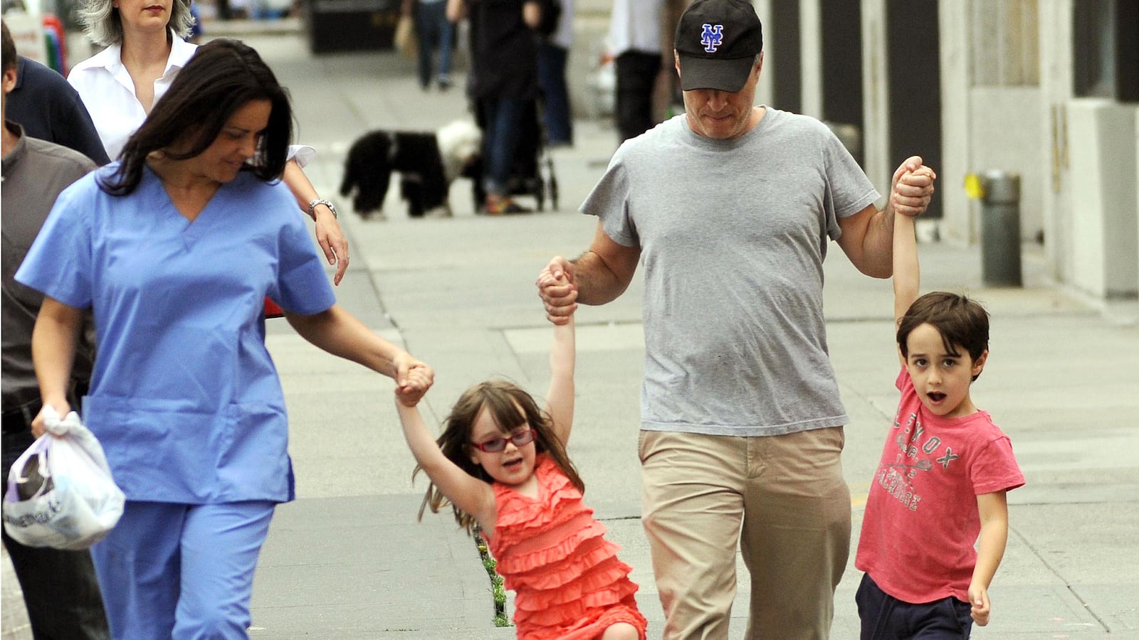 articles/2015/08/23/best-jon-stewart-quotes-on-parenting/150822-fatherly-stewart-tease_heevzt