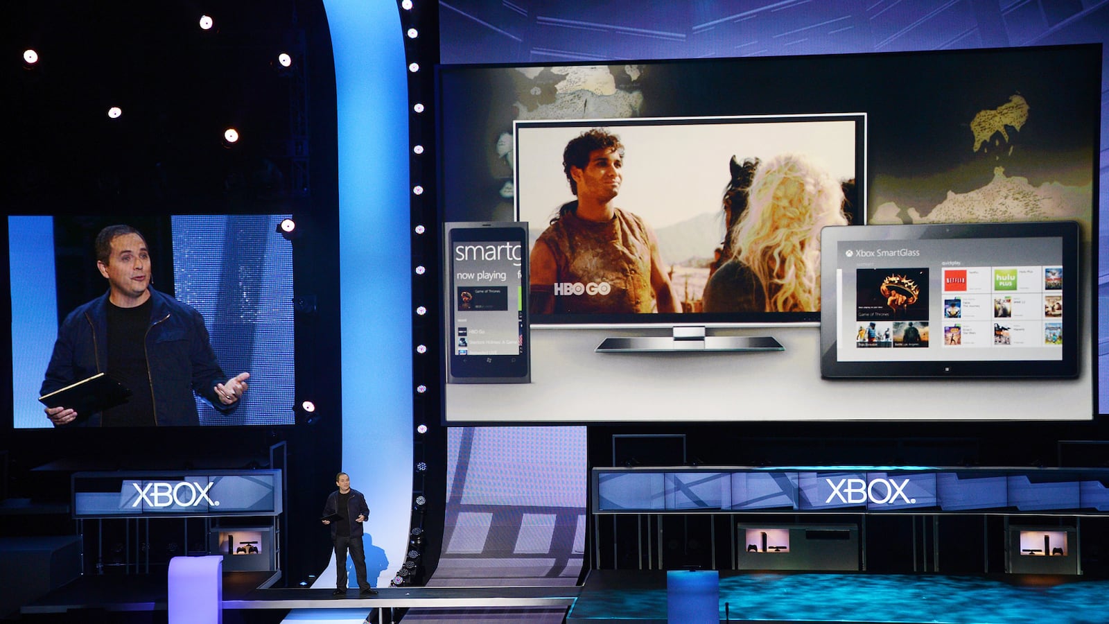 cheats/2012/06/05/microsoft-unveils-smartglass-at-e3/smartglass-microsoft-cheat_oimb92