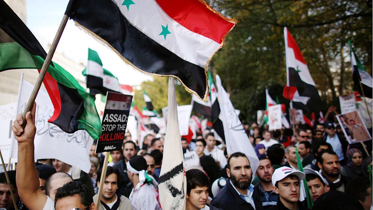 cheats/2011/10/29/syrian-jets-strike-homs/syria-protest-bombings-cheat_jgvepv