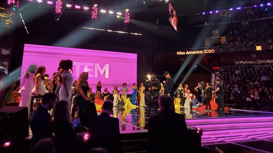 Screen_Shot_2019-12-20_at_10.48.01_b22e9z