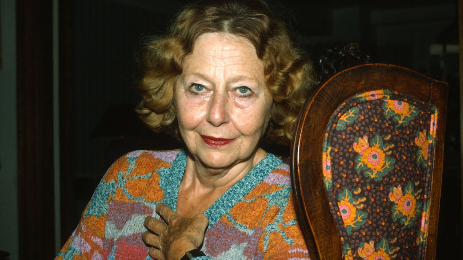 211210-elizabeth-hardwick-hero_c5usiw