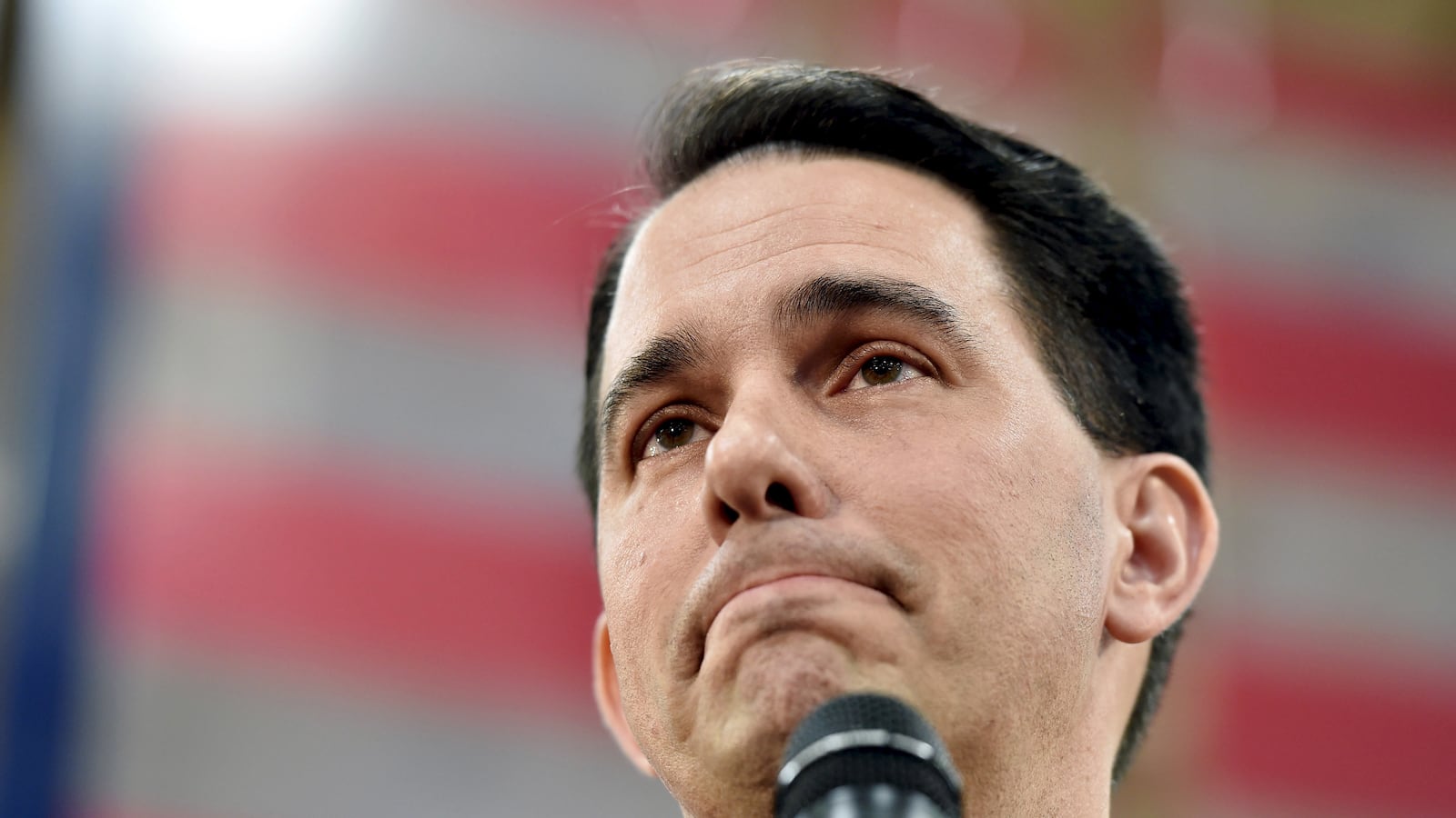 articles/2015/08/06/new-docs-show-walker-may-have-lied-about-john-doe-ties/150816-woodruff-walker-tease_szpe2b