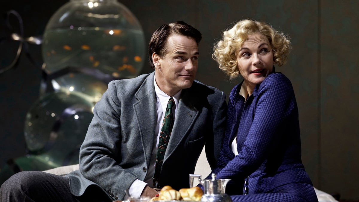 articles/2012/05/03/what-the-critics-missed-in-the-tony-award-nominations/private-lives-tony-kaplan_wnxxqj