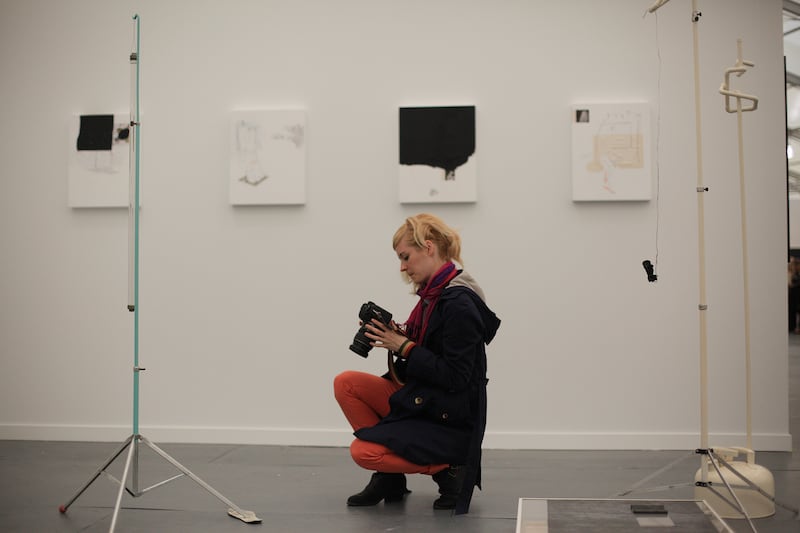 galleries/2013/05/10/scenes-from-frieze-art-fair-new-york-2013-photos/frieze-scene-13_yyypfh