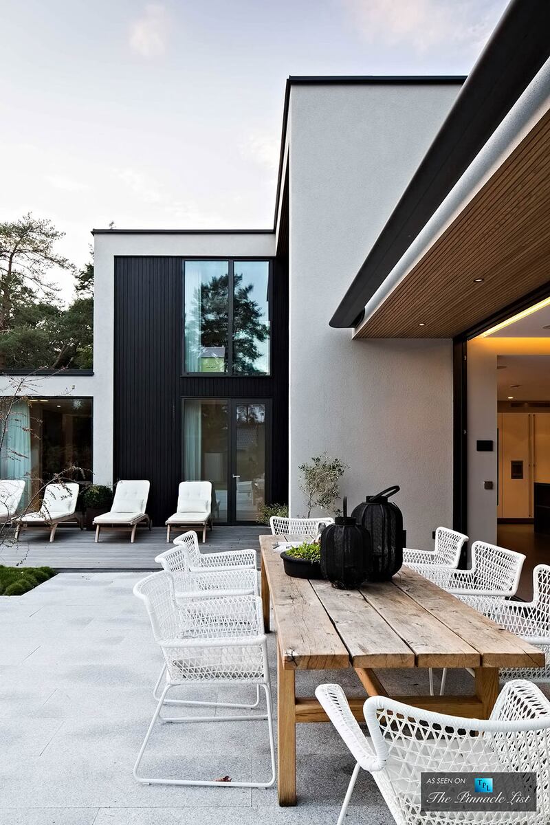 180210-mcnearney-omg-i-want-this-house-sweden-33_b5ylas