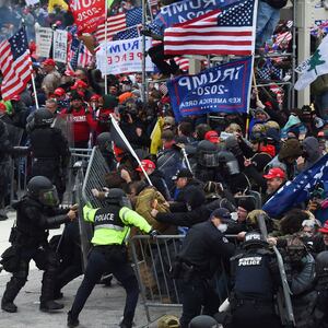 210330-sandwich-shop-rioter-hero_aaened