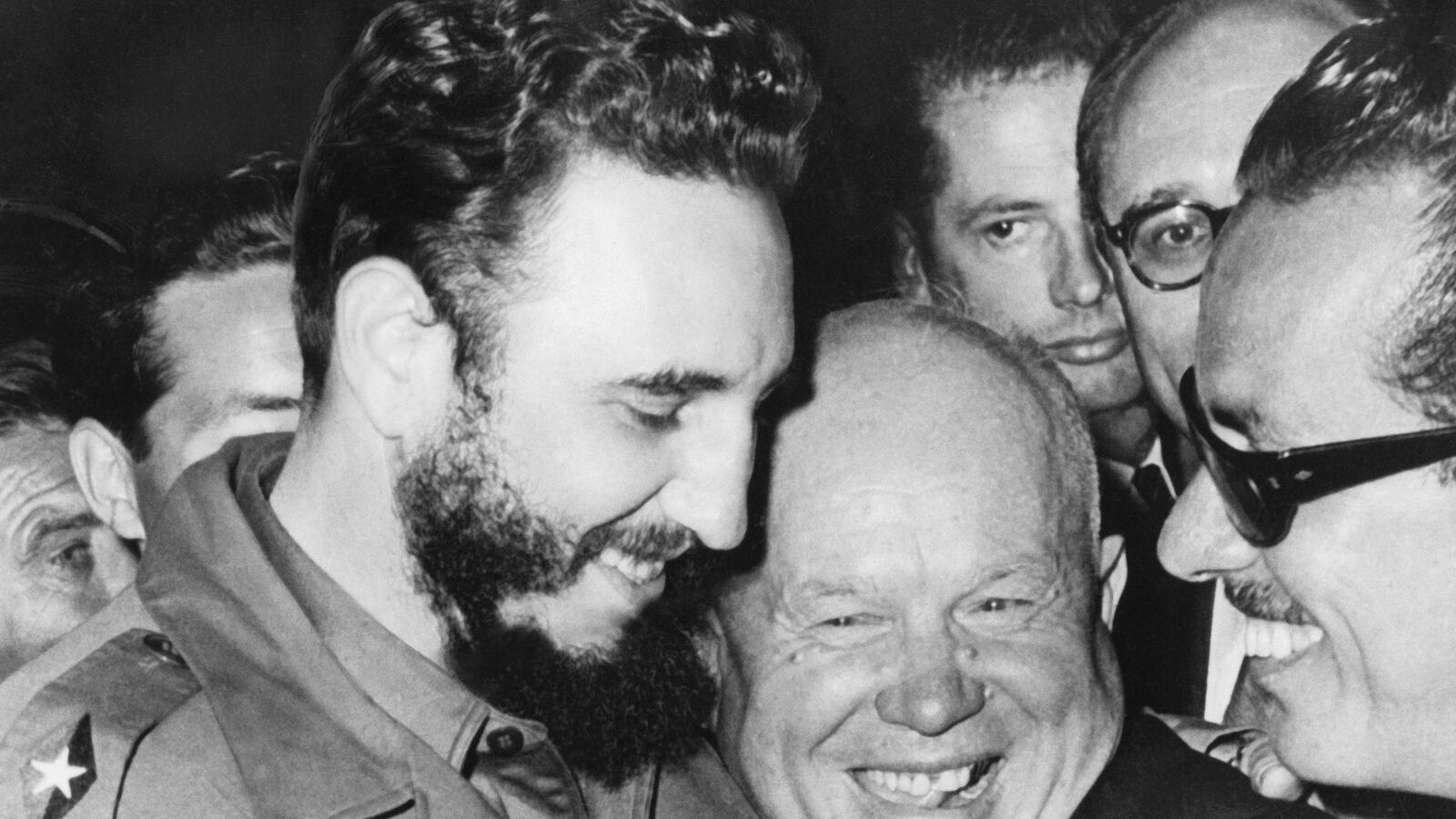 galleries/2016/11/26/fidel-castro-through-the-years-in-photos/150109-fidel-castro2_tmnoa0