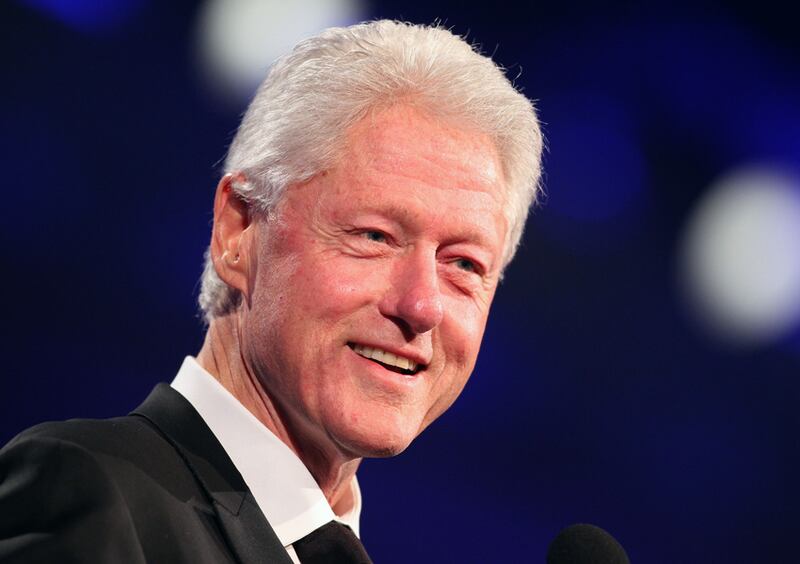 galleries/2011/08/22/famous-vegans-bill-clinton-natalie-portman-and-more/bill-clinton-vegan_wvj4vk
