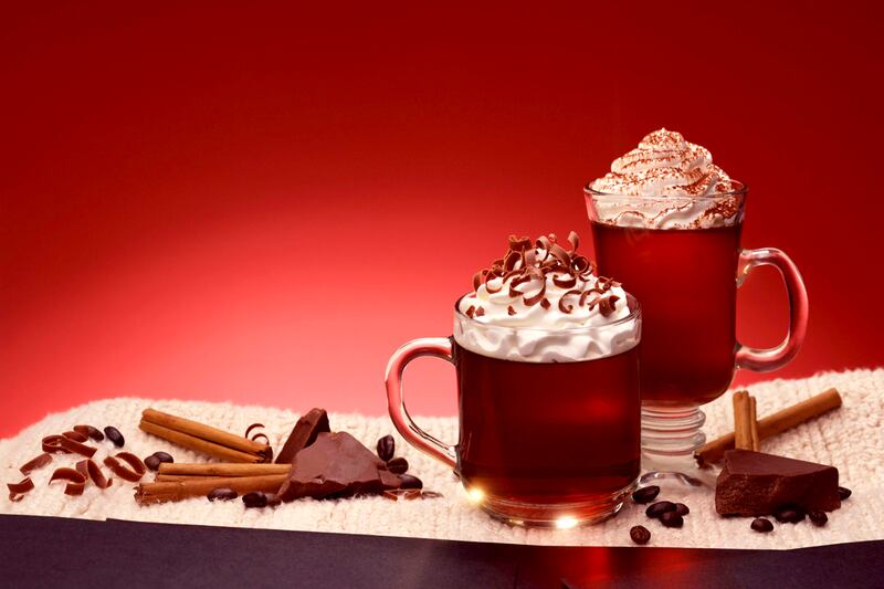 galleries/2011/11/29/20-fattening-holiday-drinks-photos/most-fattening-holiday-drinks-hot-toddy_sykme1