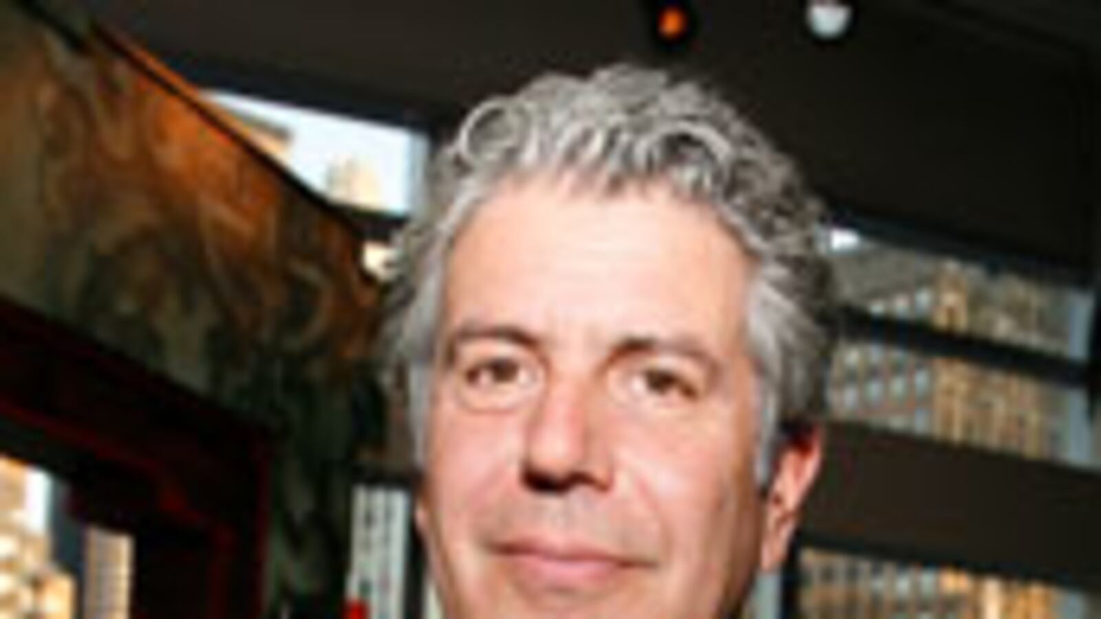 articles/2009/06/07/video-buzz-board/video-buzz-bourdain_30706_omc3lu